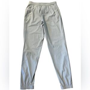 Lululemon Athletica Soft Gray Joggers zipper pockets zipper cuff XS